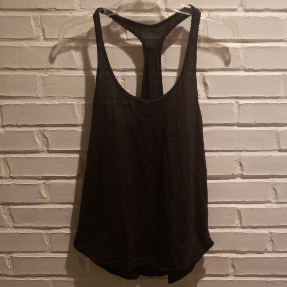 Black Lululemon tank top. Size 8